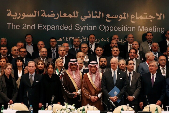 サウジアラビア は、「リヤド2会合」と称されるシリア反体制派の全体会合を主催した（11月22〜23日）Faisal Al Nasser-　REUTERS