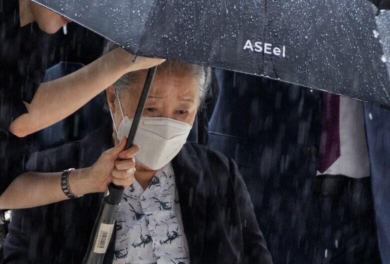 写真はソウル中央地裁に到着した世界平和統一家庭連合（旧統一教会）総裁、韓鶴子被告。2026年8月31日撮影。JEON HEON-KYUN/REUTERS