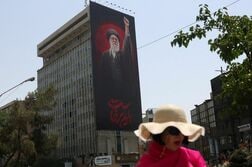 イラン、米軍が攻撃停止なら報復停止　米は弾薬枯渇懸念か