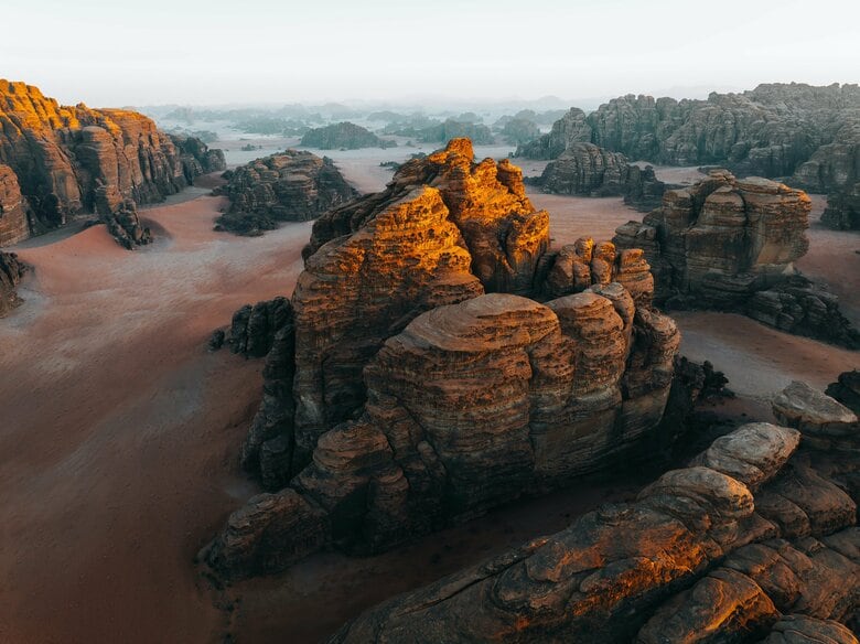 画像はイメージ　NEOM -unsplash-