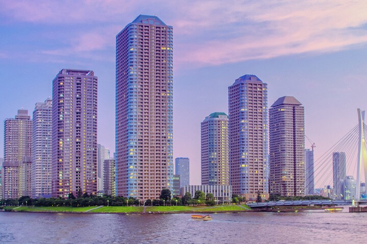 年収1000万円以下で新築マンションを購入するのはもはや夢物語？（写真はイメージ）　Juergen Sack-iStock