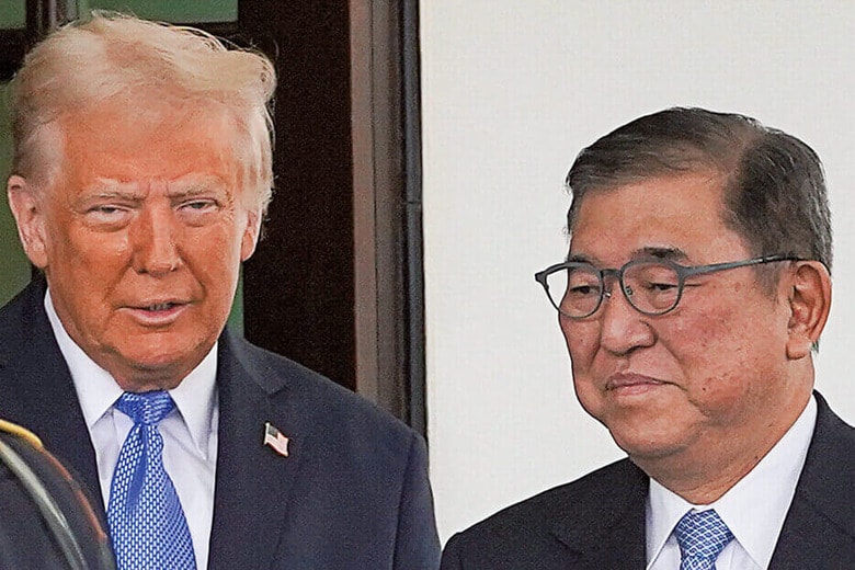 ドナルド・トランプ米大統領はTACOであったこと、石破茂首相は参院選で負けたことがそれぞれ株価上昇の要因となった　REUTERS/Nathan Howard