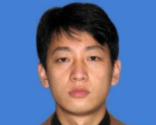 ９月６日、米司法省は、身代金要求型ウイルス「ＷａｎｎａＣｒｙ（ワナクライ）」による２０１７年のサイバー攻撃やソニーの映画子会社、米ソニー・ピクチャーズエンタテインメントを標的とした１４年のサイバー攻撃などを実行した容疑で、北朝鮮人のハッカーを起訴した。写真は米連邦捜査局（ＦＢＩ）が公開したPark Jin Hyok被告の写真（２０１８年　ロイター）