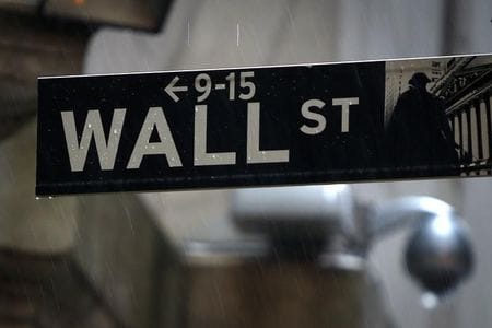 　５月８日、１１日に始まる週の米国株式市場では、米ＩＴ大手シスコシステムズや百貨店大手メーシーズ、ＪＣペニーなどの企業決算が注目されている。昨年６月撮影（２０１４年　ロイター/Carlo Allegri）