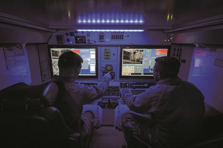 米軍もAI時代への対応を急ぐが（ニュージャージー州の米軍基地で行われたドローンの飛行訓練）　MATT HECHT-PLANETPIX-ZUMA-REUTERS