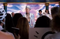 「同性愛者の神様」と「空飛ぶ女性器」!?...「俳優人生で最大の屈辱」と出演者が語るほどのキテレツ低予算映画『ディックス』とは？