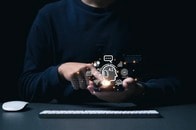 「AutoGPT」は何がすごいのか？ 実際に非エンジニアが「記者ボット」を自作してみた