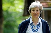 英メイ首相の後継者はどう選ばれる？　与党保守党がたどるプロセス