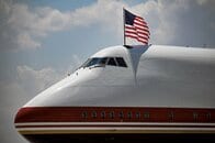 外交デビューのはずが…トランプが、新型エアフォースワンへの「搭乗を避けた」理由とは？