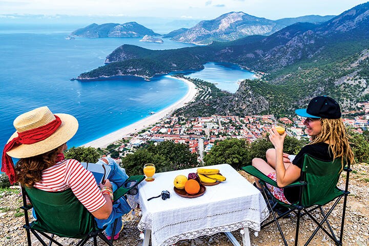 日常のちょっとした時間を大切にすることがトルコ語で言う「ケイフ」　KENAN OLGUNーE+／GETTY IMAGES
