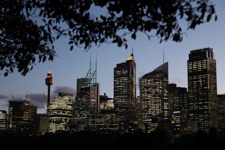 　ナショナル・オーストラリア銀行（ＮＡＢ）が９日発表した８月の企業景況感指数はプラス７と前月から２ポイント上昇し、長期平均水準を回復した。シドニーで７月撮影(２０２５年　ロイター/Hollie Adams)