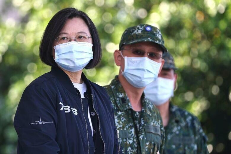 台湾の蔡英文総統（写真）は、米ＣＮＮのインタビューで、小規模の米軍が、台湾軍の訓練のため台湾に駐留していることを認めた。台南で１月撮影（２０２１年　ロイター/Ann Wang）