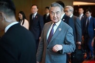 中国外相、タイとカンボジアの外相と会談...両国国境紛争の和解支援を表明