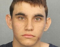 フロリダ州銃乱射、悪いのは銃かメンタルか