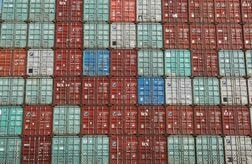 豪貿易収支、5月は21億ドルの赤字　10年余ぶりの大きさ