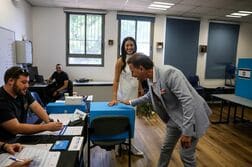 イスラエル総選挙投票終了、過半数勢力なしの見通し＝出口調査