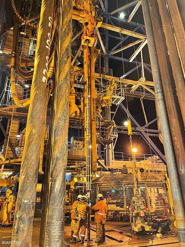 地殻変動をもとらえる高感度なセンサー