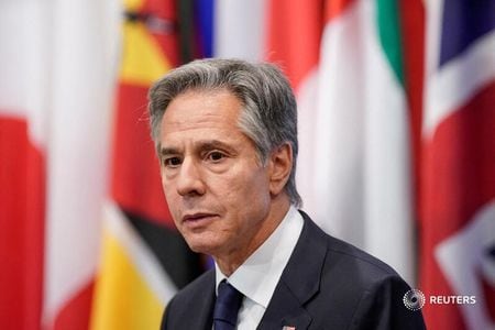 ブリンケン米国務長官は２２日、イスラエル軍によるパレスチナ地区ガザでの人権侵害疑惑について、米国法に違反しているかどうかを断定する上で米政府が「ダブルスタンダード（二重基準）」を用いているという主張を否定した。２０２３年８月撮影（２０２４年　ロイター/Eduardo Munoz）