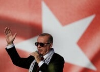 トルコ6月大統領選、エルドアン再選なるか？　通貨リラ急落が長い影