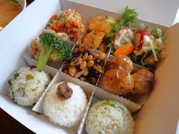 パリの弁当屋「ムスビ」のお弁当