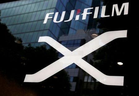 　１２月１８日、富士フイルムホールディングスは、日立製作所の画像診断機器事業の買収すると発表した。写真は都内で２０１７年６月撮影（２０１９年　ロイター／Kim Kyung-Hoon）