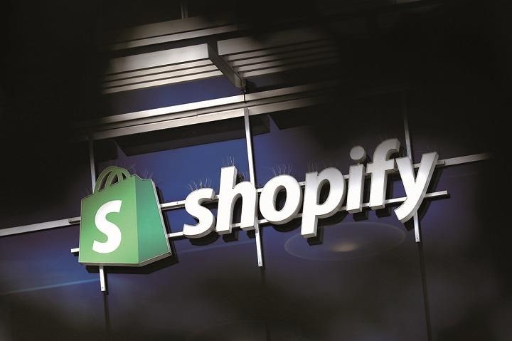 CHRIS WATTIEーREUTERS