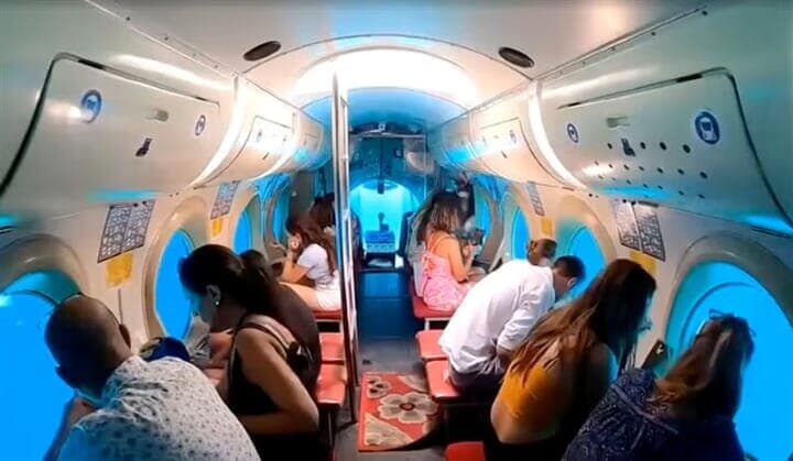 エジプトの紅海沿いにあるリゾート地ハルガダ沖で２７日、観光用潜水艇が沈没し、ロシア人６人が死亡したと地元当局が発表した。写真は２０２２年、ハルガダで撮影（２０２５年　via Wyn Vaughan Edwards）