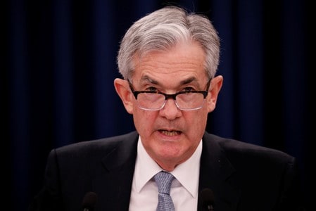 　４月６日、米ＦＲＢのパウエル議長は、インフレ制御に向け利上げを継続する必要がある公算が大きいとの見解を示した。写真はワシントンで先月撮影（２０１８年　ロイター/Aaron P. Bernstein）