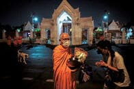 ほほ笑みの国タイの憂鬱──中国偏重がもたらす経済危機と感染危機