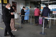 中国、コロナ対策を一部緩和　濃厚接触者と入国者の隔離期間を2日間短縮など