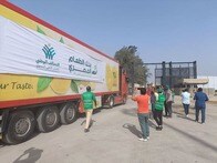 ラファ検問所､イスラエル戦車がエジプト拠点に誤射で7人負傷　ガザに2日連続で支援物資搬入