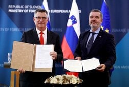 イスラエルがスロベニアに大使館開設、新政権で関係改善
