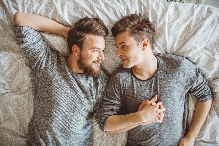 男と女のどちらを好きになるか」は育つ環境で決まる？ | ニューズ