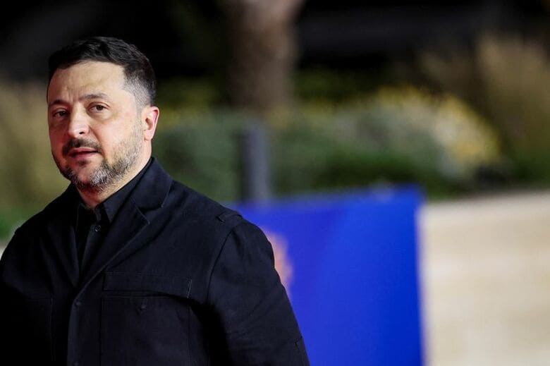 ゼレンスキー大統領、4月23日撮影　REUTERS/Yiannis Kourtoglou