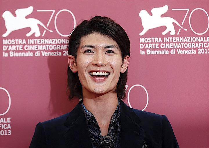 その訃報が伝えられてから1カ月あまり経つ今も、新たな支持を受けている三浦春馬さん。REUTERS/Alessandro Bianchi