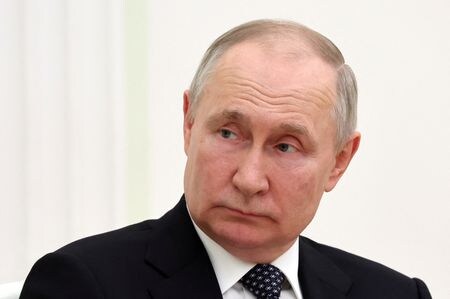 ロシアのプーチン大統領は９日、ウクライナはロシアに対する反転攻勢を開始したが、成功していないと述べた。４月撮影。提供写真（２０２３年　ロイター/Sputnik/Mikhail Klimentyev/Kremlin via REUTERS）