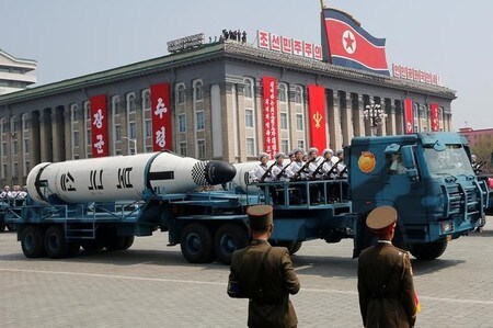 　５月２５日、ロイター企業調査によると、日本企業の多くが、北朝鮮を巡る有事をほとんど想定していないことがわかった。従業員の安全確保や事業継続プランの策定を行っている企業も１割にとどまっている。平壌で先月撮影（２０１７年　ロイター／Sue-Lin Wong）