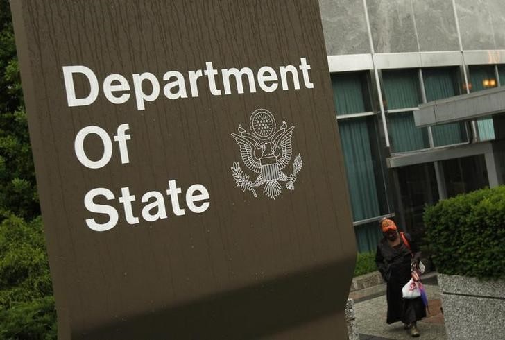 ６月６日、米国務省のナウアート報道官は、中国広東省広州市に駐在する複数の米外交官が脳損傷のような原因不明の病気を発症した疑いがあるため、帰国させたと明らかにした。写真は国務省の建物。ワシントンで２００９年６月撮影（２０１８年　ロイター／Jim Young）