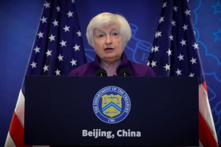 　７月１０日、イエレン米財務長官が中国訪問を終えた。二国間の緊張が直ちに和らぐとの期待はなく、関係の変化につながるかもまだ分からないが、中国の新しいカウンターパートである何立峰副首相と会談し、幅広い政策について米国の意図を説明するという目的は果たした。北京で９日撮影（２０２３年　ロイター/Thomas Peter）