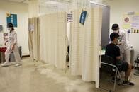 台湾政府に中国製ワクチン受け入れ圧力　感染増加で野党などから