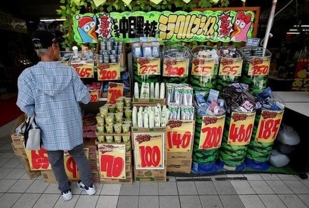 　８月１８日、ドンキホーテホールディングスの大原孝治社長兼ＣＥＯ（最高経営責任者）は会見で、「インバウンド消費は変わらず堅調。今後もシェア拡大と売上増を見込んでいる」と述べた。都内で２０１４年５月撮影（２０１６年　ロイター/Yuya Shino/File Photo）