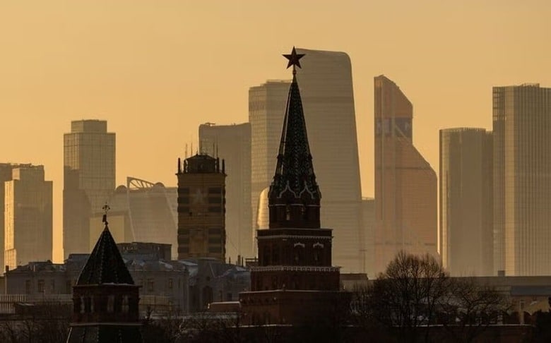 アゼルバイジャン当局は６月３０日、ロシアの通信社スプートニクのジャーナリスト２人を逮捕した。写真は２月２３日、ロシアのモスクワで撮影（２０２５年　ロイター/Maxim Shemetov）