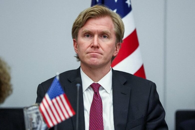 写真は米国防総省のコルビー国防次官。2月12日、ベルギーのブリュッセルで撮影。REUTERS/Tom Nicholson