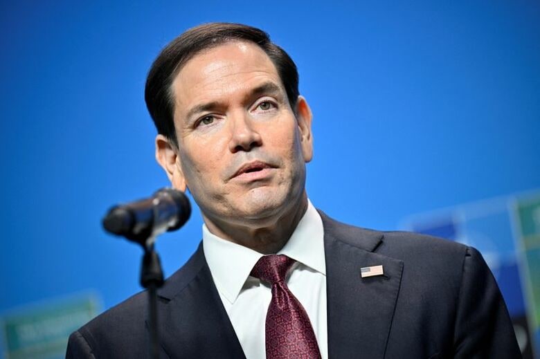 写真はＮＡＴＯ外相会合で演説するルビオ米国務長官。２２日撮影の提供写真。TT News Agency/Johan Nilsson via REUTERS