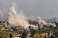 イスラエル、ヒズボラ攻撃強化　レバノンで空爆120回