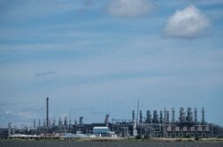 米ＬＮＧアジア向け輸出、紛争後175％増　4月は4分の1占める