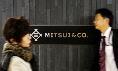 　１月２９日、豪ガス生産会社ＡＷＥは、三井物産から買収提案を受けたと明らかにした。写真は三井物産本社前で１０日撮影（２０１８年　ロイター／Toru Hanai）