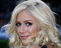 米美人タレント、整形と豊胸でおきた「過酷な経験」を告白...手術「前後」の写真では違いがはっきり