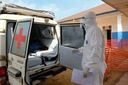 米、エボラ熱流行地域からの渡航者を一時制限　感染リスク低減で