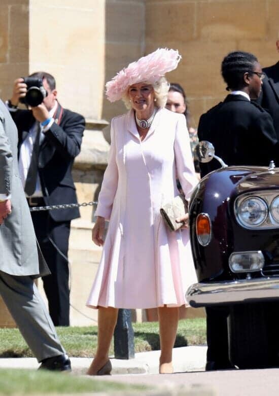 メーガン妃の結婚式でのカミラ夫人（当時）